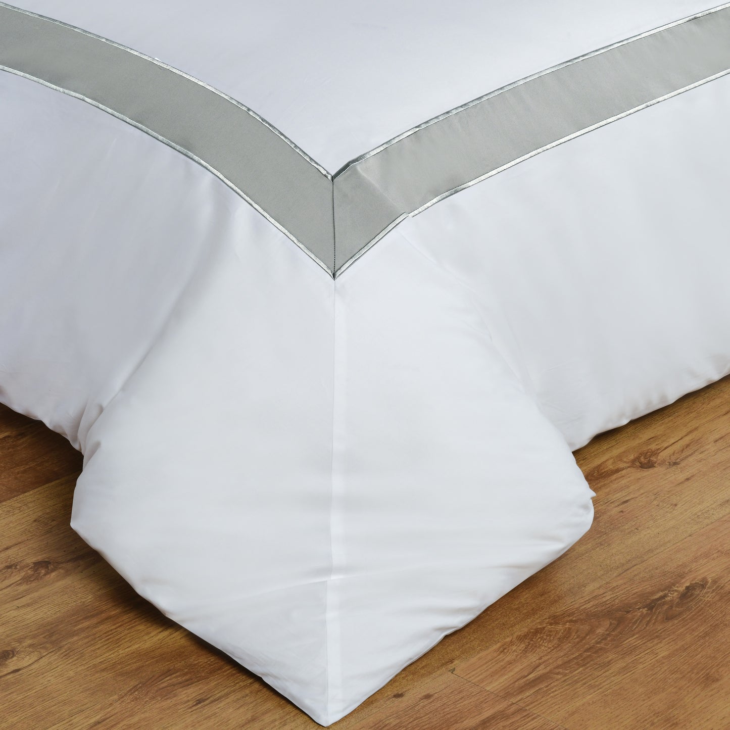 CORSICA Hotel Collection - White/Light Gray #BL60
