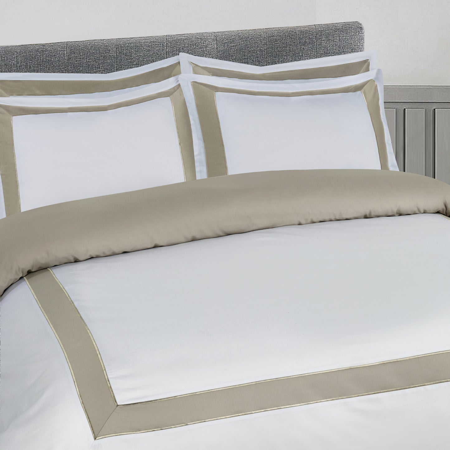 CORSICA Hotel Collection - White/Light Taupe #BL61