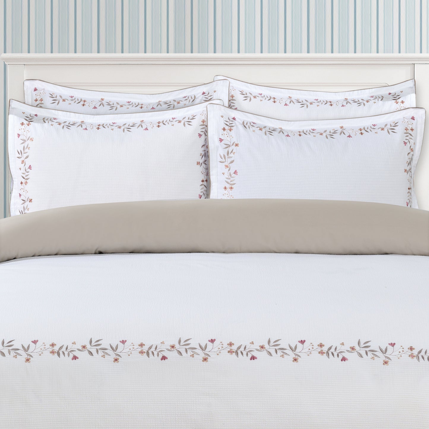 Magnolia Hotel Collection - Taupe #BL63